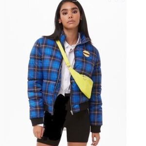 WOMENS FOREVER 21 BLUE PLAID PUFFER BOMBER JACKET. SIZE LARGE.  NEW YORK CITY